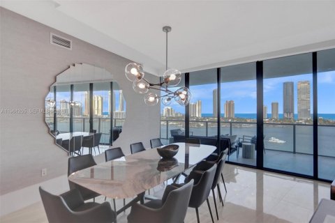 Condo in Aventura, Florida, 3 bedrooms  № 2026788 - photo 12