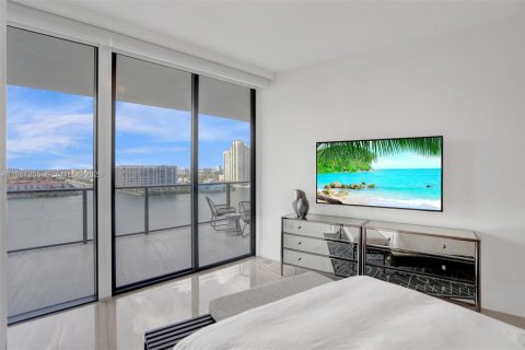 Condo in Aventura, Florida, 3 bedrooms  № 2026788 - photo 28