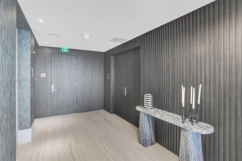 Condo in Aventura, Florida, 3 bedrooms  № 2026788 - photo 8