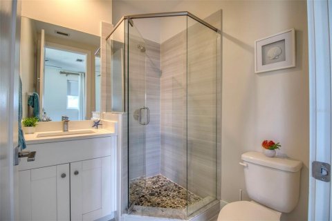 Townhouse in Tampa, Florida 3 bedrooms, 223.99 sq.m. № 2396239 - photo 9