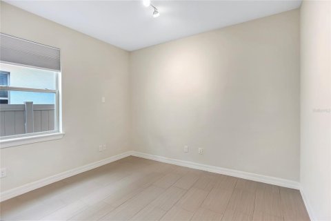 Casa en venta en Casselberry, Florida, 4 dormitorios, 247.4 m2 № 1837947 - foto 25