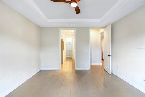 Casa en venta en Casselberry, Florida, 4 dormitorios, 247.4 m2 № 1837947 - foto 13