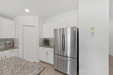 Villa ou maison à vendre à Apollo Beach, Floride: 4 chambres, 179.77 m2 № 2396828 - photo 16