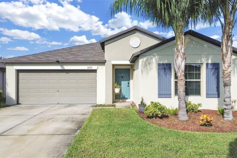 Villa ou maison à Apollo Beach, Floride 4 chambres, 179.77 m2 № 2396828