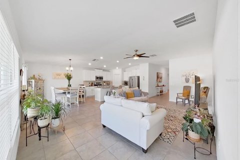 Villa ou maison à vendre à Apollo Beach, Floride: 4 chambres, 179.77 m2 № 2396828 - photo 10