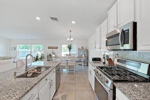 Villa ou maison à vendre à Apollo Beach, Floride: 4 chambres, 179.77 m2 № 2396828 - photo 14