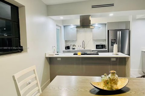 Villa ou maison à louer à Key Largo, Floride: 2 chambres, 101.08 m2 № 1981717 - photo 4