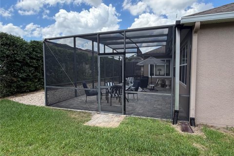 House in Davenport, Florida 2 bedrooms, 149.94 sq.m. № 2096387 - photo 9