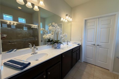 House in Davenport, Florida 2 bedrooms, 149.94 sq.m. № 2096387 - photo 16