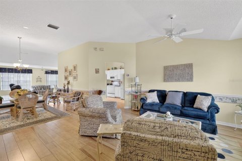 Villa ou maison à vendre à The Villages, Floride: 3 chambres, 164.81 m2 № 2149185 - photo 5