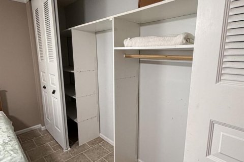 Condo in Lake Park, Florida, 2 bedrooms  № 2361708 - photo 23
