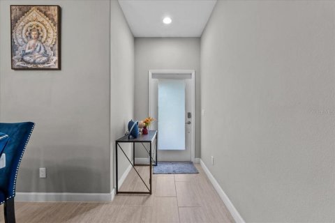 Townhouse in Orlando, Florida 4 bedrooms, 192.68 sq.m. № 1658881 - photo 2