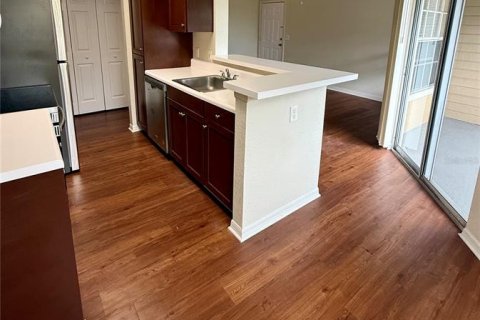 Condominio en alquiler en Orlando, Florida, 1 dormitorio, 62.52 m2 № 1912790 - foto 16
