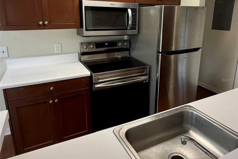 Condominio en alquiler en Orlando, Florida, 1 dormitorio, 62.52 m2 № 1912790 - foto 12