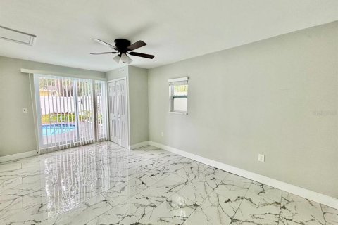Villa ou maison à louer à Dunedin, Floride: 3 chambres, 102.1 m2 № 2408190 - photo 23