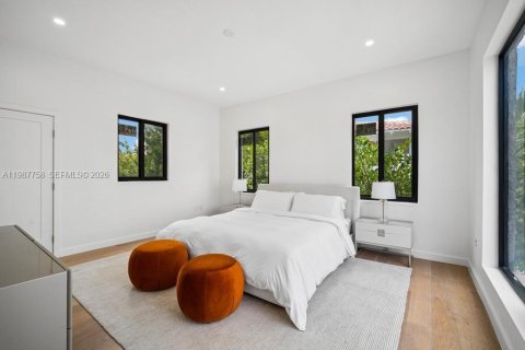 Villa ou maison à louer à Miami Beach, Floride: 6 chambres, 296.73 m2 № 2051449 - photo 23