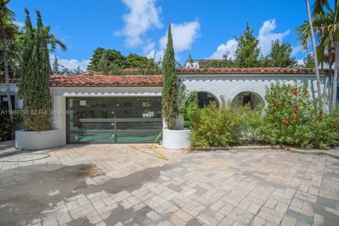 Villa ou maison à louer à Miami Beach, Floride: 6 chambres, 296.73 m2 № 2051449 - photo 3