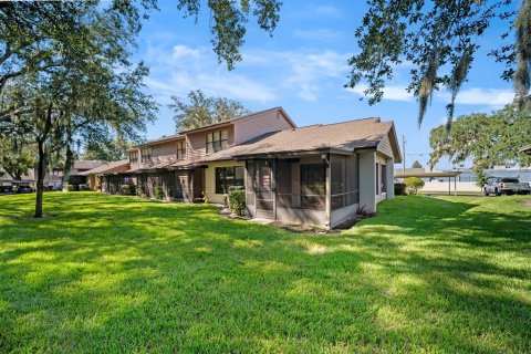 Townhouse in Brandon, Florida 2 bedrooms, 100.15 sq.m. № 2380910 - photo 28