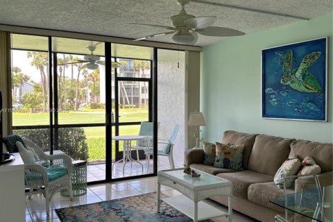 Condo in St. Lucie, Florida, 1 bedroom  № 2058778 - photo 2