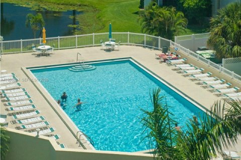 Condo in St. Lucie, Florida, 1 bedroom  № 2058778 - photo 18