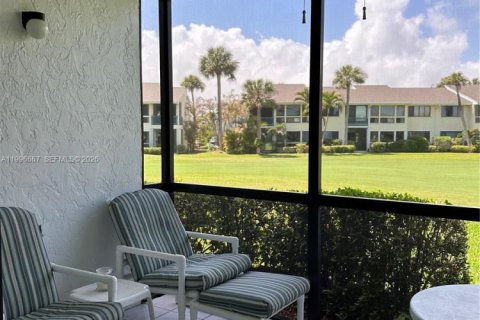 Condo in St. Lucie, Florida, 1 bedroom  № 2058778 - photo 11
