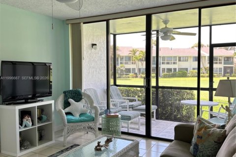 Condo in St. Lucie, Florida, 1 bedroom  № 2058778