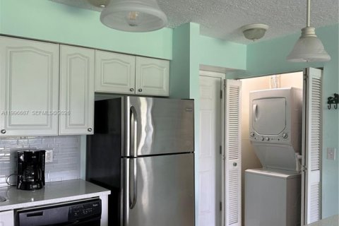 Condo in St. Lucie, Florida, 1 bedroom  № 2058778 - photo 12