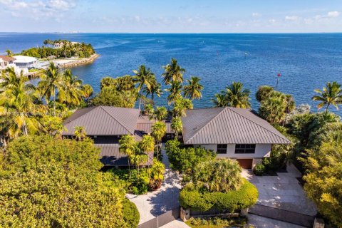 Villa ou maison à vendre à Coral Gables, Floride: 4 chambres, 412.02 m2 № 1971664 - photo 2