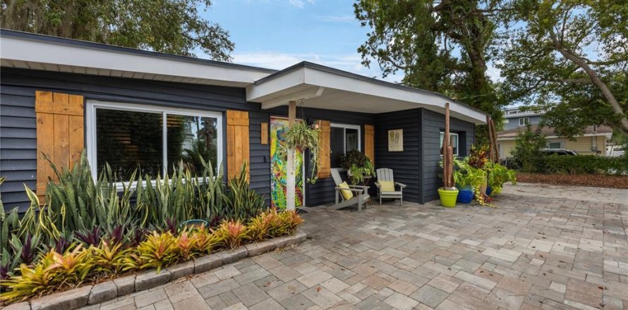 Casa en Palm Harbor, Florida 3 dormitorios, 100.8 m2 № 1913636