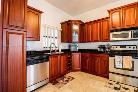 Copropriété à louer à West Palm Beach, Floride: 2 chambres, 124.86 m2 № 1895286 - photo 5