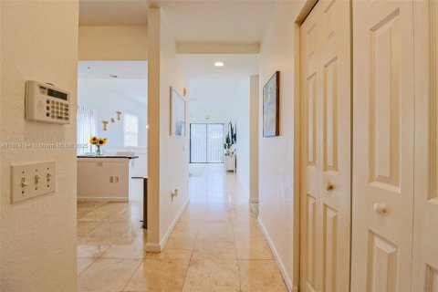 Copropriété à louer à West Palm Beach, Floride: 2 chambres, 124.86 m2 № 1895286 - photo 3