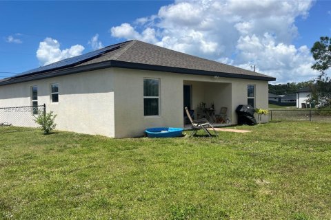 Villa ou maison à vendre à Cape Coral, Floride: 3 chambres, 129.51 m2 № 2037122 - photo 3