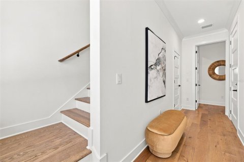 Adosado en venta en Tampa, Florida, 3 dormitorios, 247.21 m2 № 2324877 - foto 4