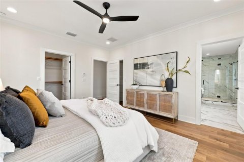 Adosado en venta en Tampa, Florida, 3 dormitorios, 247.21 m2 № 2324877 - foto 24