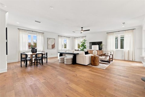 Adosado en venta en Tampa, Florida, 3 dormitorios, 247.21 m2 № 2324877 - foto 11