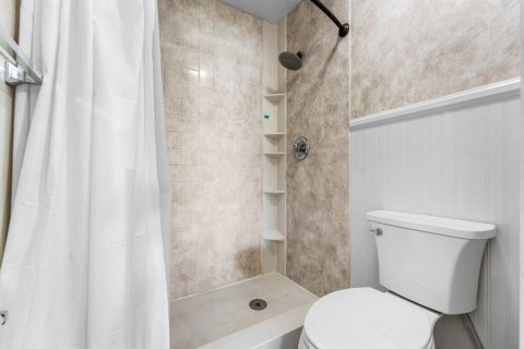 House in Boynton Beach, Florida 3 bedrooms, 121.42 sq.m. № 2191290 - photo 25