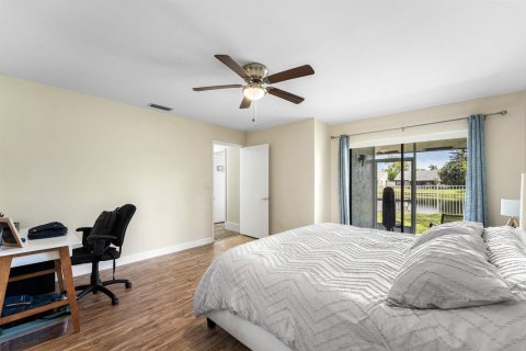 House in Boynton Beach, Florida 3 bedrooms, 121.42 sq.m. № 2191290 - photo 21