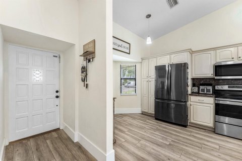House in Boynton Beach, Florida 3 bedrooms, 121.42 sq.m. № 2191290 - photo 6