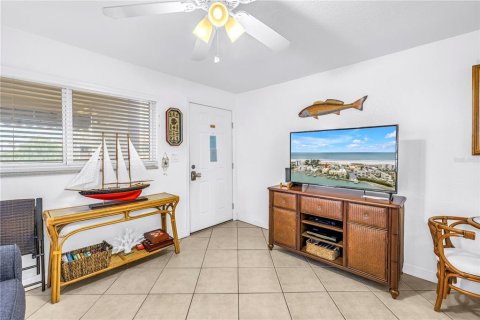 Copropriété à vendre à Saint Petersburg, Floride: 1 chambre, 45.15 m2 № 2155382 - photo 10
