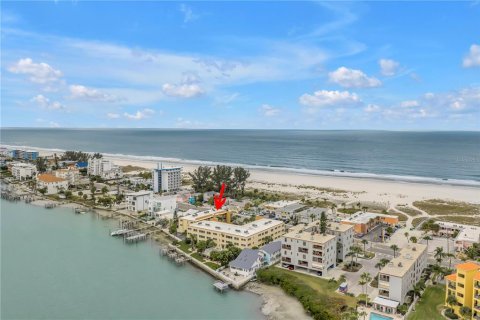 Copropriété à vendre à Saint Petersburg, Floride: 1 chambre, 45.15 m2 № 2155382 - photo 2