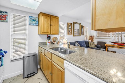 Copropriété à vendre à Saint Petersburg, Floride: 1 chambre, 45.15 m2 № 2155382 - photo 14
