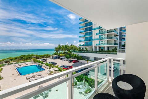 Condo in Miami Beach, Florida, 1 bedroom  № 1897465 - photo 5