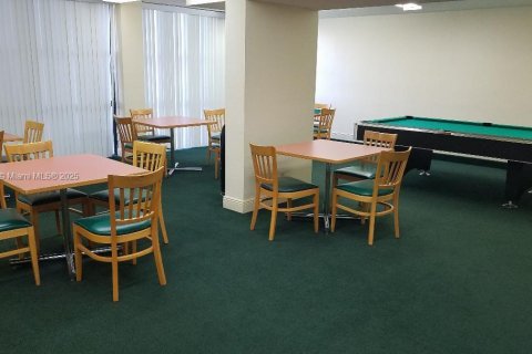 Copropriété à louer à Hallandale Beach, Floride: 1 chambre, 85.01 m2 № 1892095 - photo 14