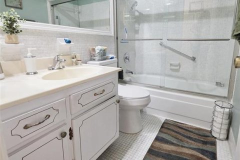 Condominio en venta en Saint Petersburg, Florida, 2 dormitorios, 94.76 m2 № 2102856 - foto 16
