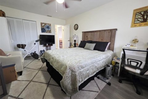 Condominio en venta en Saint Petersburg, Florida, 2 dormitorios, 94.76 m2 № 2102856 - foto 20