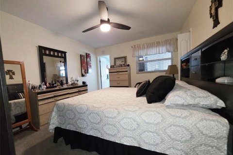 Condominio en venta en Saint Petersburg, Florida, 2 dormitorios, 94.76 m2 № 2102856 - foto 14