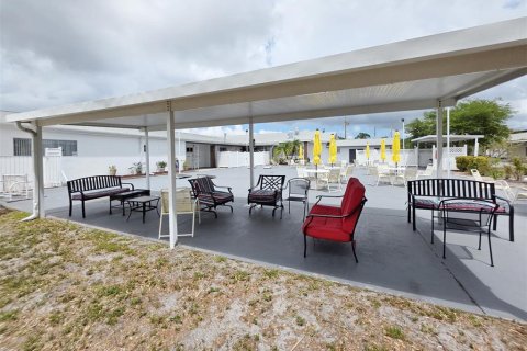 Condominio en venta en Saint Petersburg, Florida, 2 dormitorios, 94.76 m2 № 2102856 - foto 3