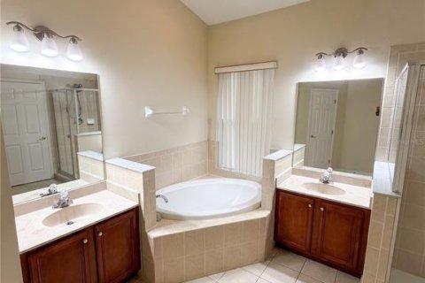 Casa en venta en Tampa, Florida, 3 dormitorios, 195.09 m2 № 2236980 - foto 28