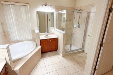 Casa en venta en Tampa, Florida, 3 dormitorios, 195.09 m2 № 2236980 - foto 29