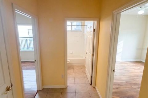 Casa en venta en Tampa, Florida, 3 dormitorios, 195.09 m2 № 2236980 - foto 4